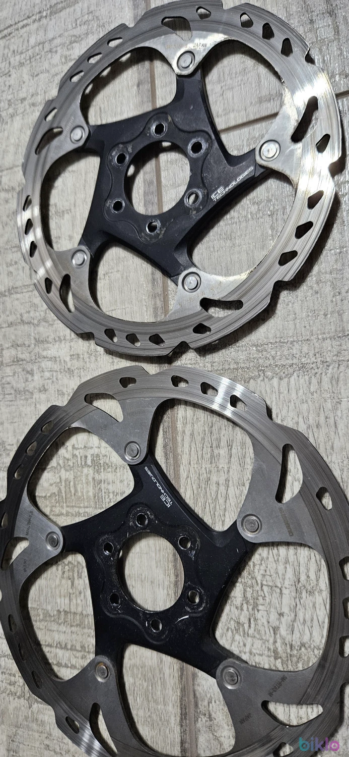 3. Set doua discuri de 203