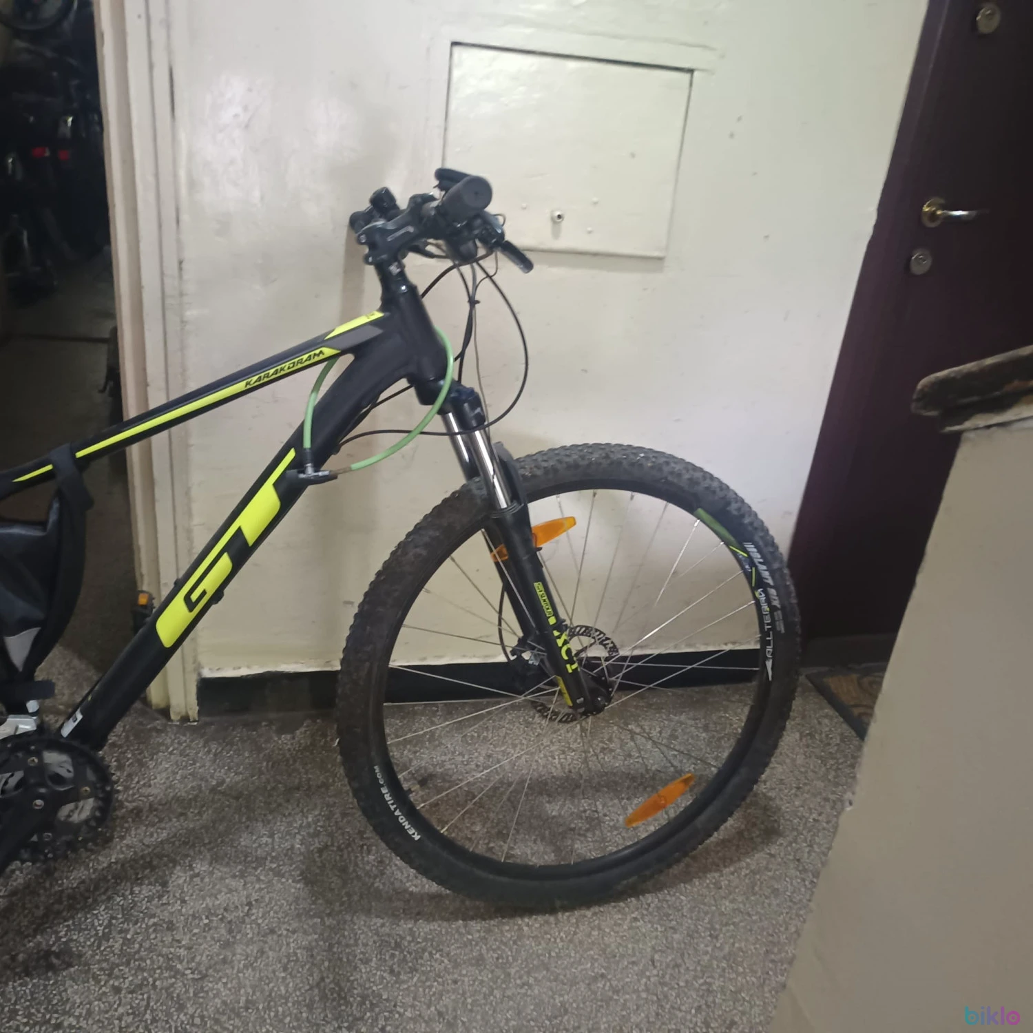7. Bicicleta gt karakoram