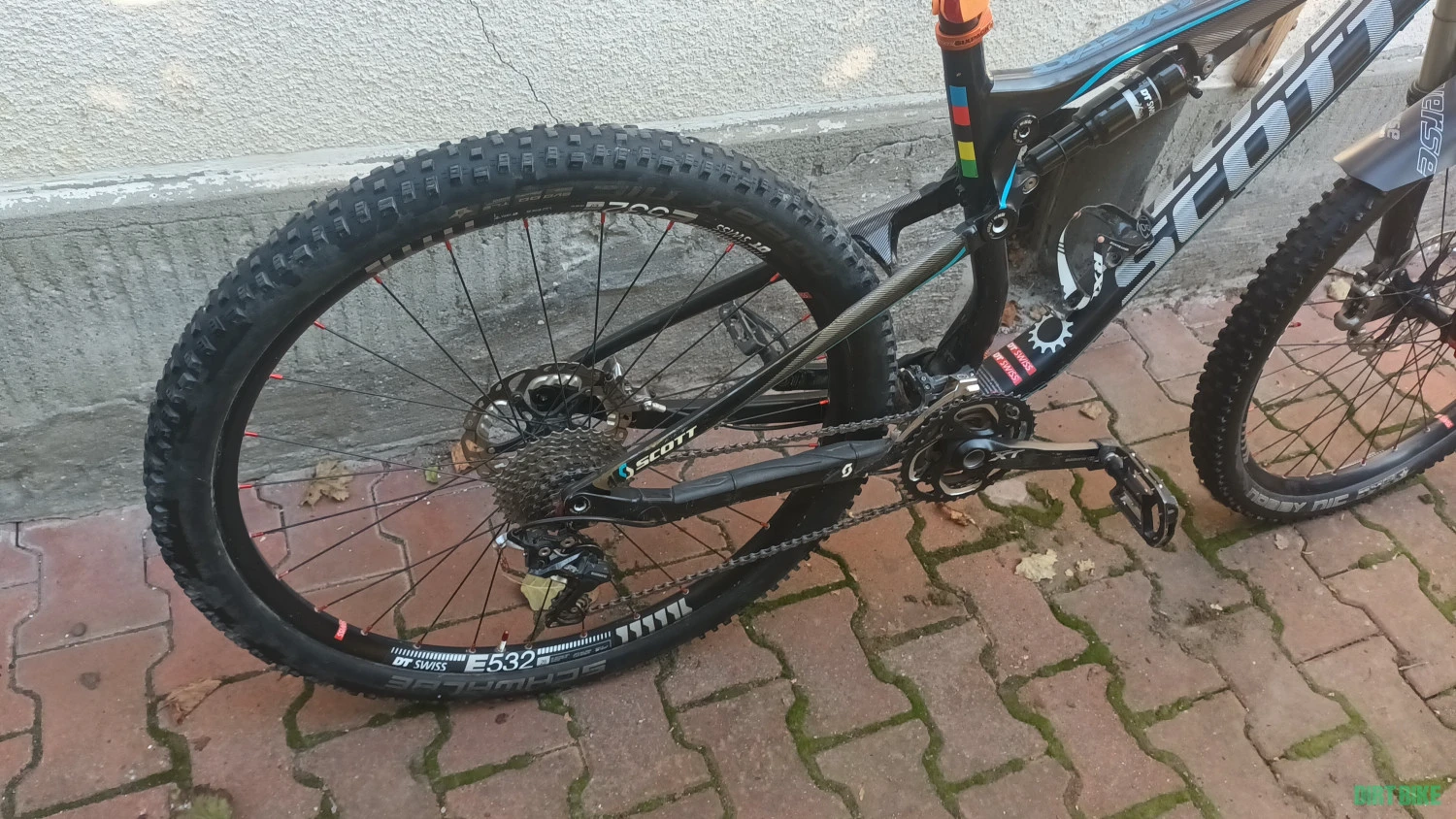 4. MTB Scott genius 930 enduro trail , dt swiss, raceface