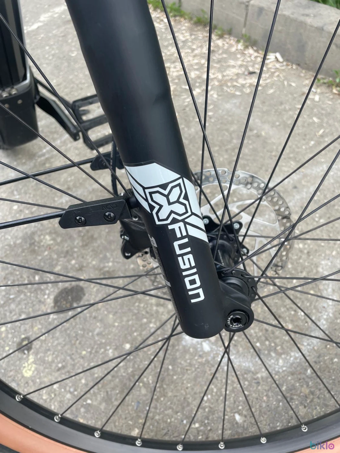 2. Bicicleta electrica Cube reaction pro
