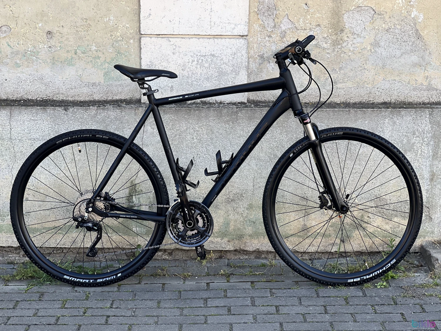 2. Bicicleta Serious Cross Pro Series 28" – Shimano Deore XT - 30 viteze
