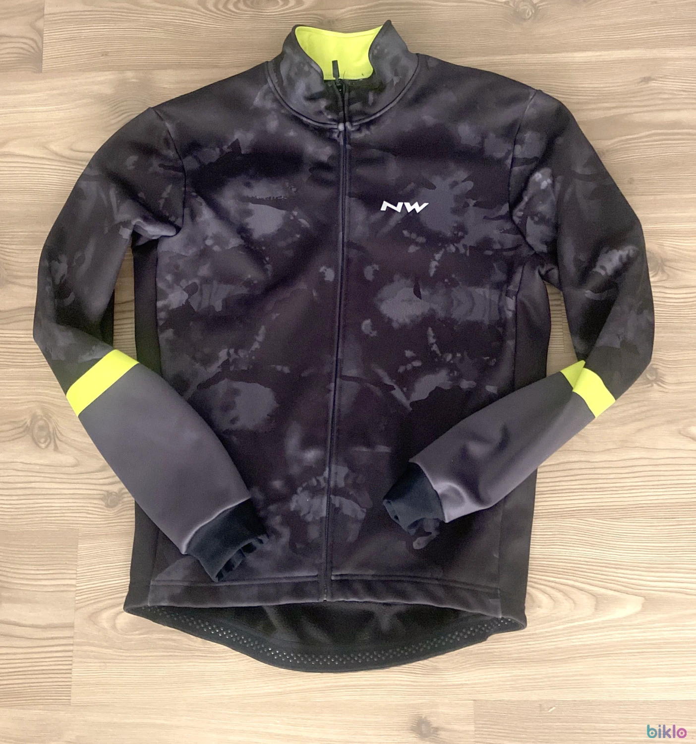 1. Jacheta ciclism Northwave Blade Total Protection