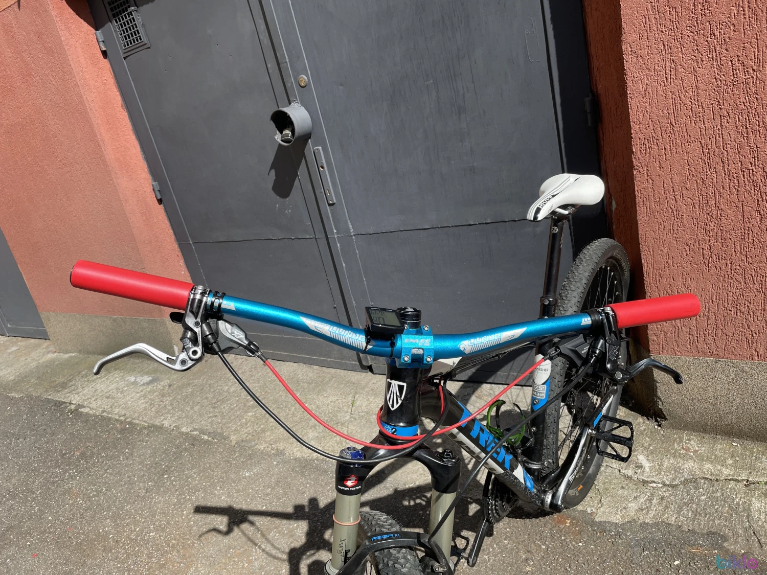 4. Trek X Cal G2