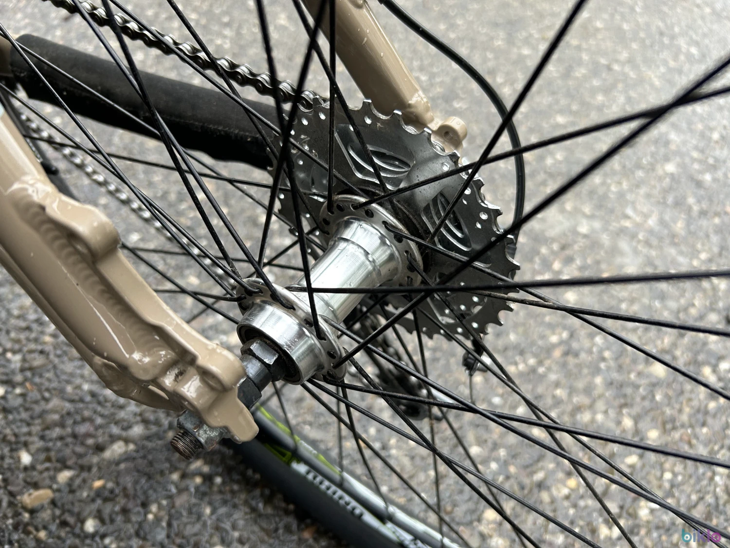 4. Giant XTC ALUXX SL – Mărime M | Shimano Deore | Anvelope Noi Continental