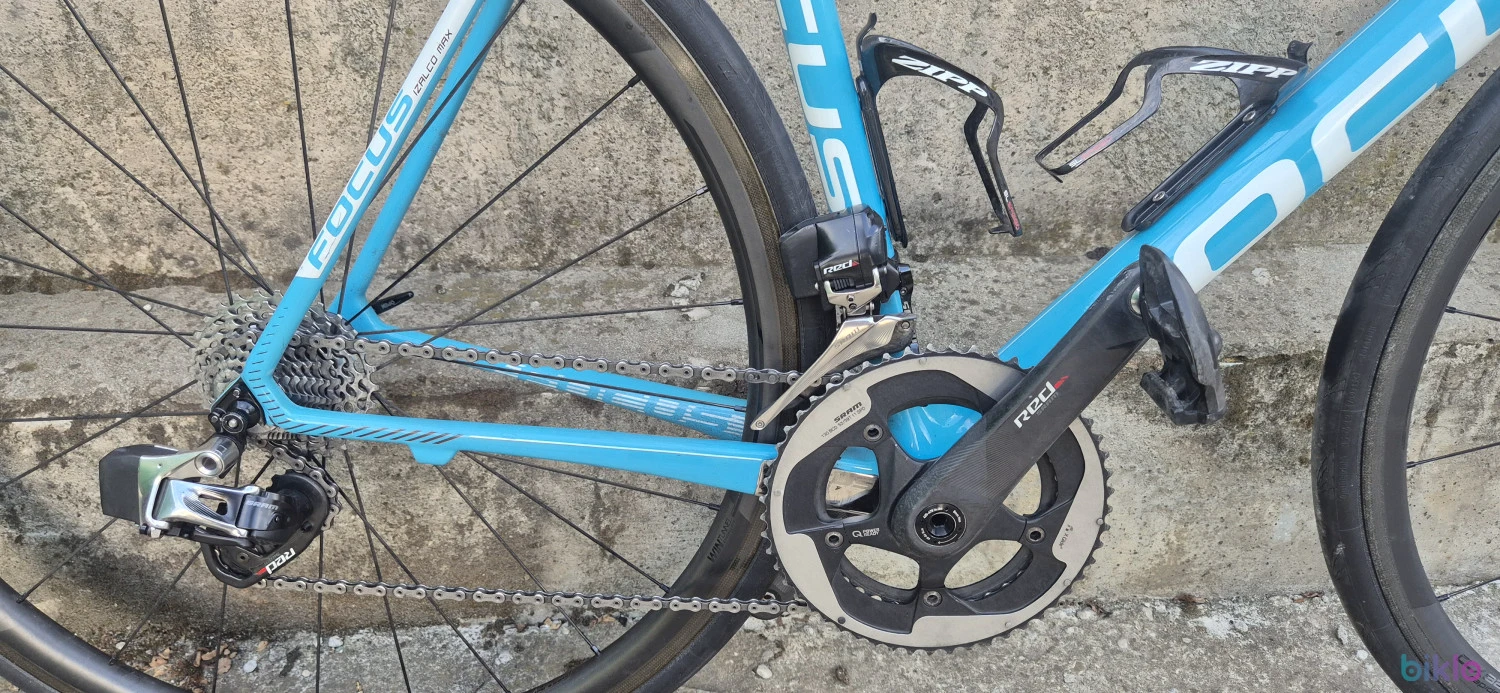 3. Focus Izalco MAX Red eTap ROVAL CLX32
