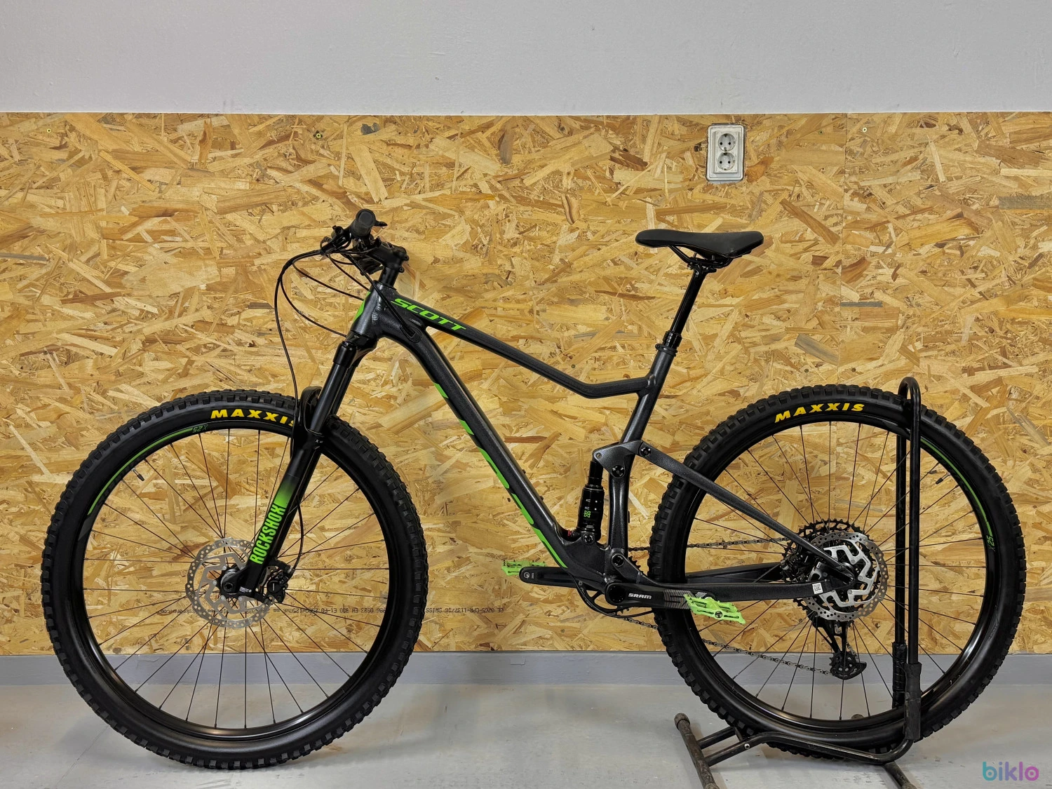 8. Scott Spark 970 bicicleta crosscuntry xc enduro mtb nu canyon cube