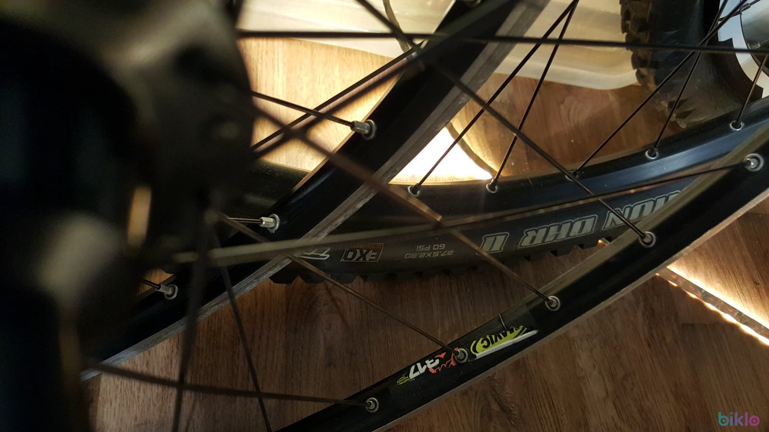 4. Roti S Works Onyx DTSwiss Mavic 26 Inch V Brake