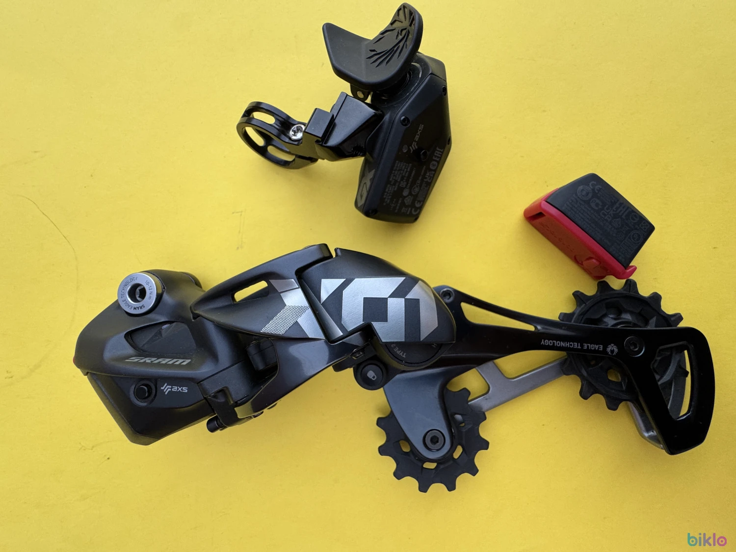 1. Schimbator SRAM X01, AXS