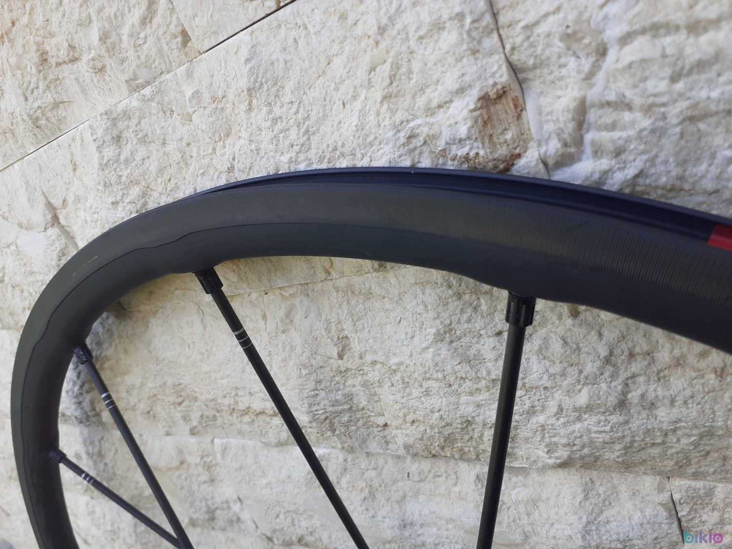 6. Roti cursiera Mavic R-SYS SLR