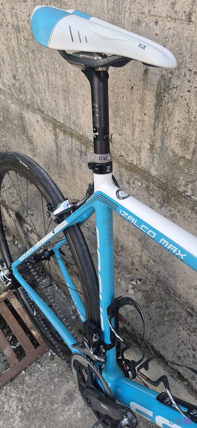2. Focus Izalco MAX Red eTap ROVAL CLX32