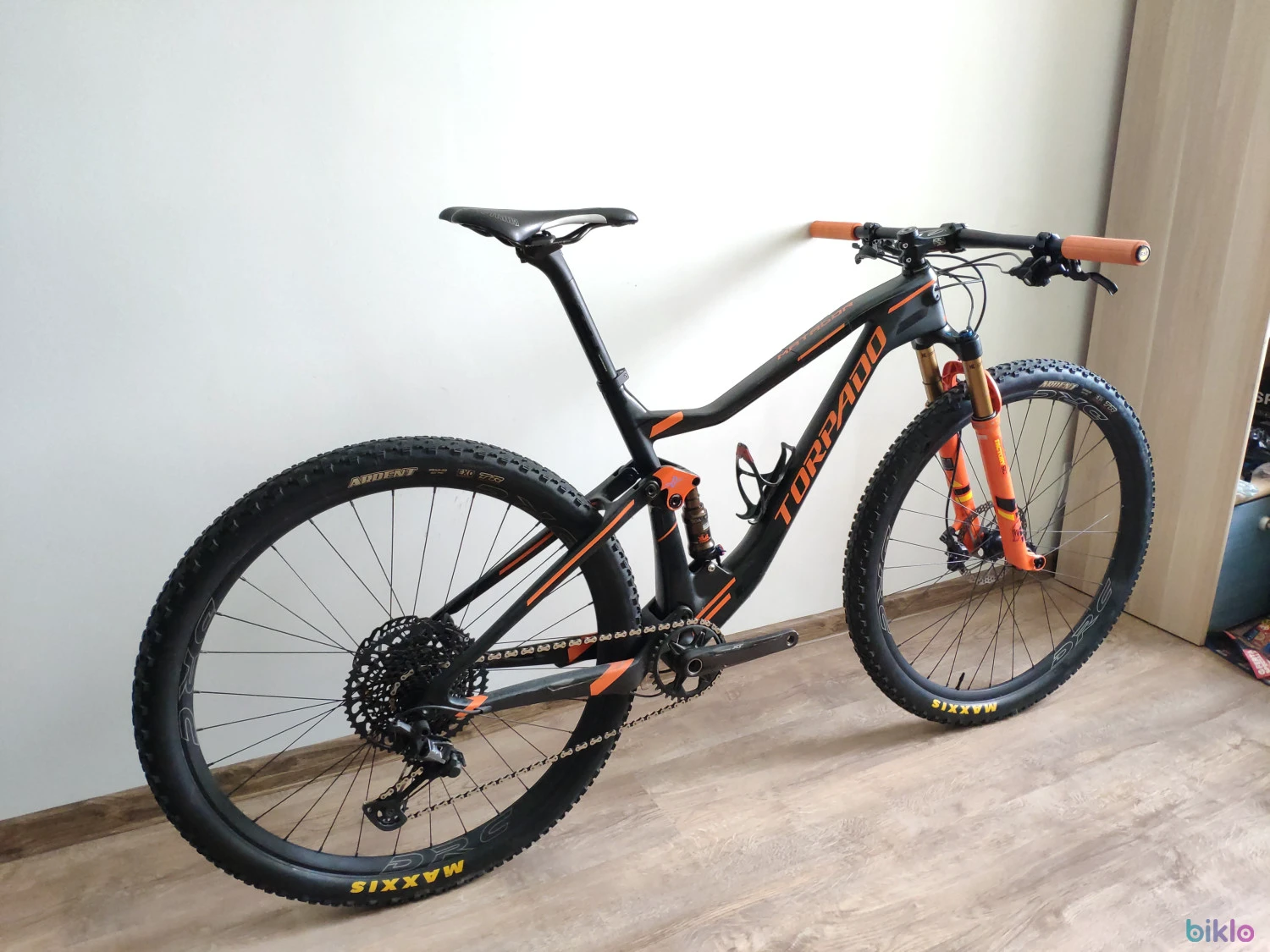 3. Bicicleta MTB XC full suspension Torpado Matador X, Fox Kashima, 1x12