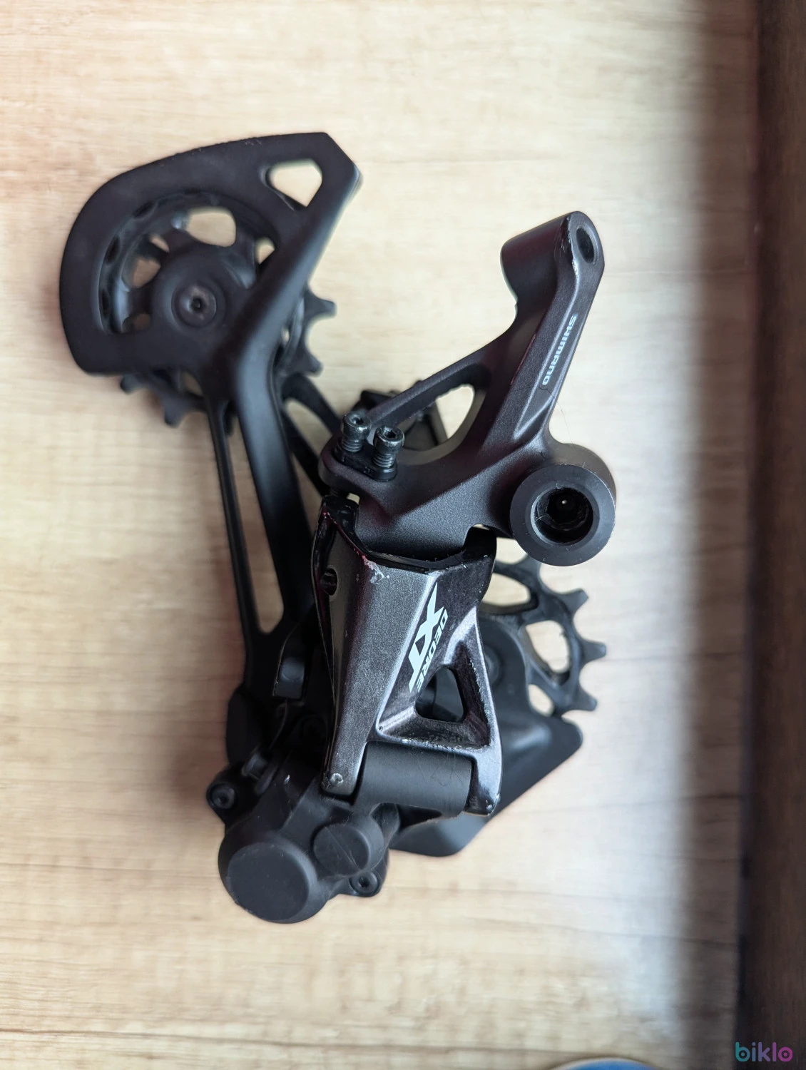 1. Deraior Shimano xt rd-m8100