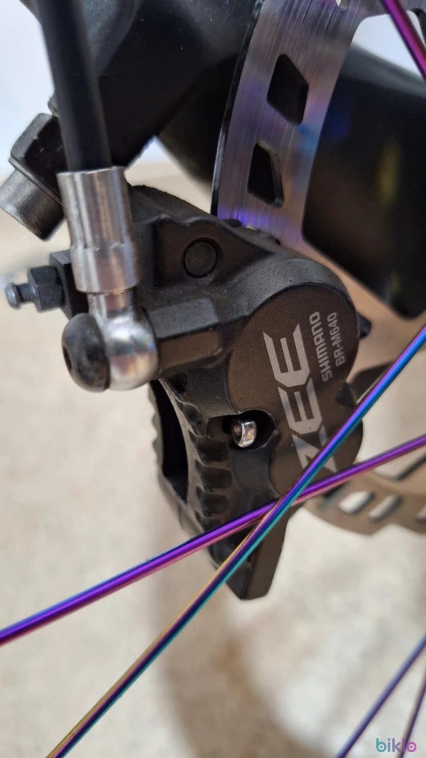 6. Set frane Shimano Zee BR-M640