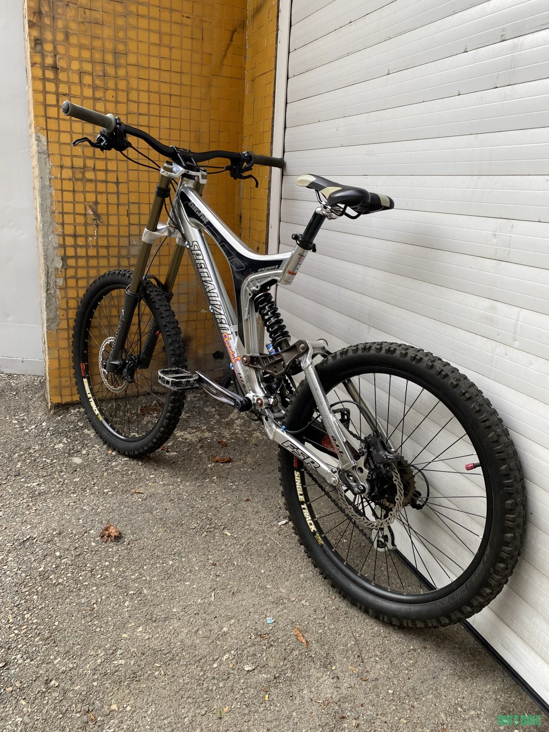 1. Specialized Big Hit Expert