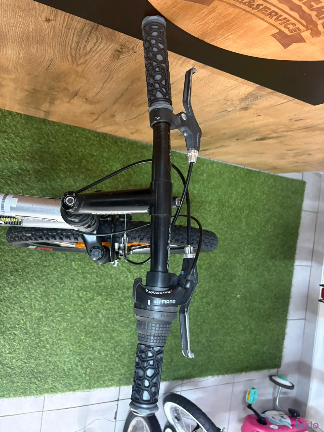 6. Bicicleta Corratec 24inch