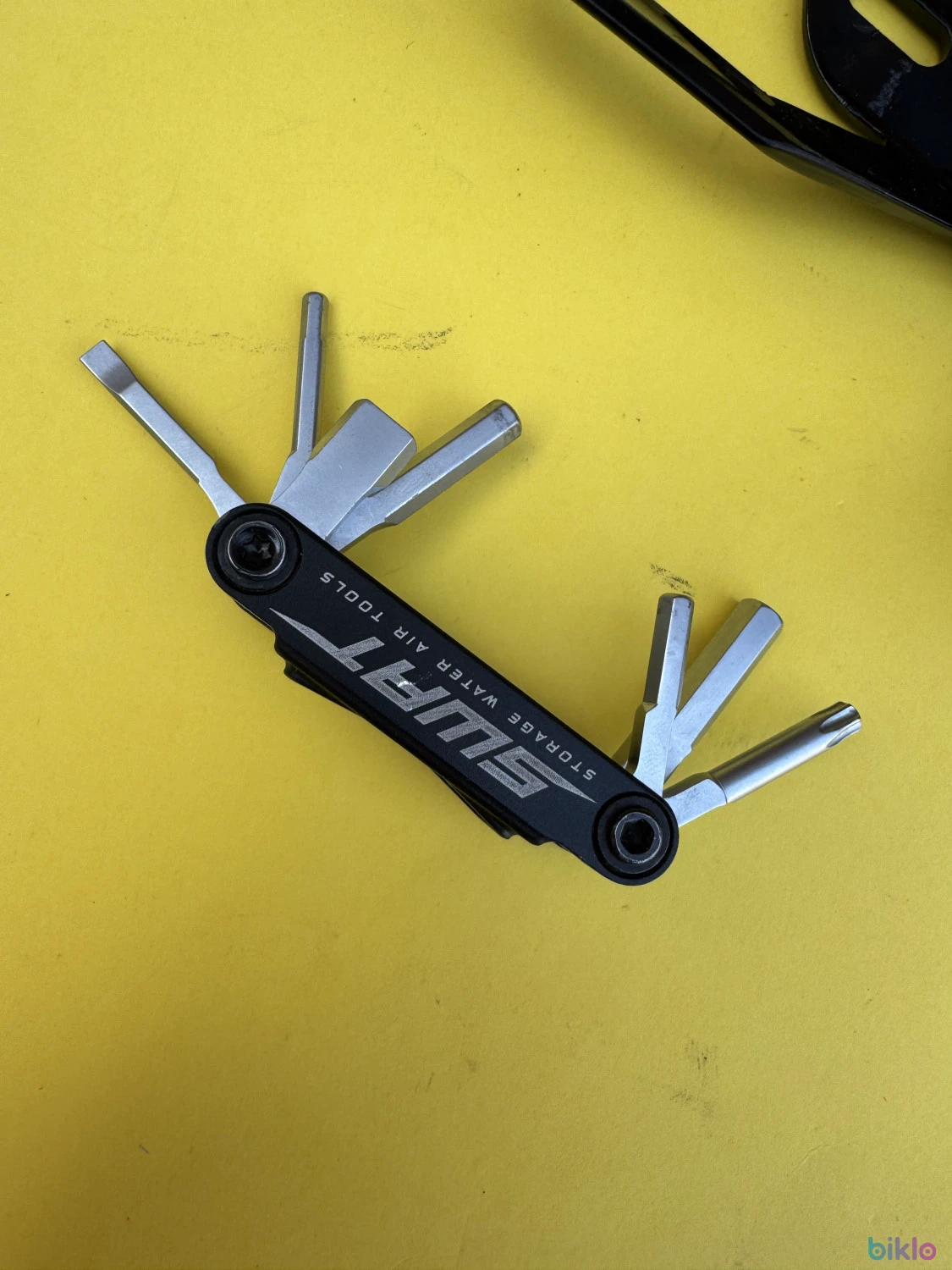 4. Suport bidon + mini tools-Specialized