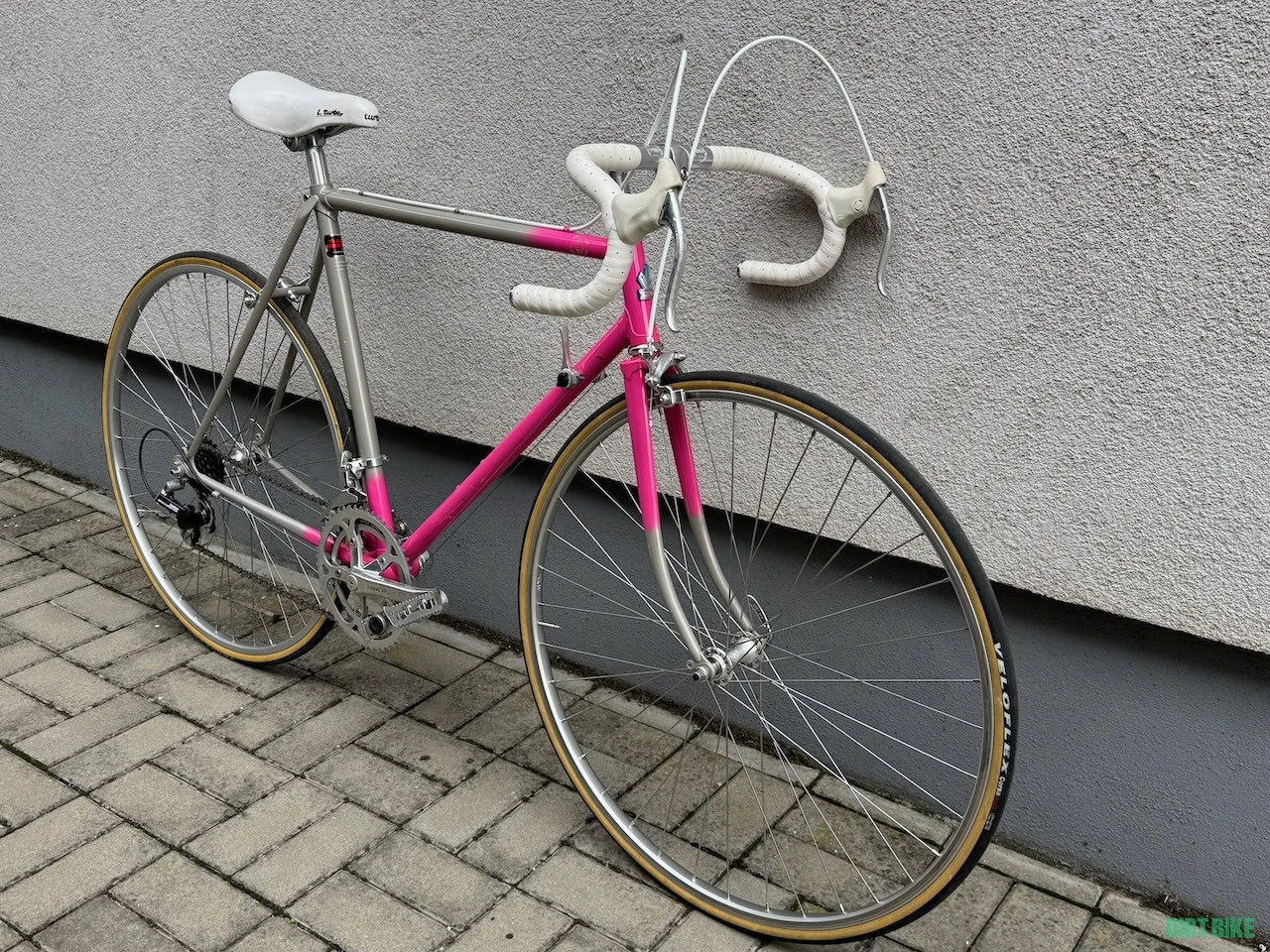 1. Cursiera vintage Kristall 54cm