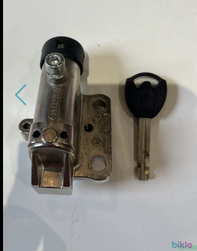 1. Vand incuietoare ABUS pentru bateriile bicicletelor electrice TREK