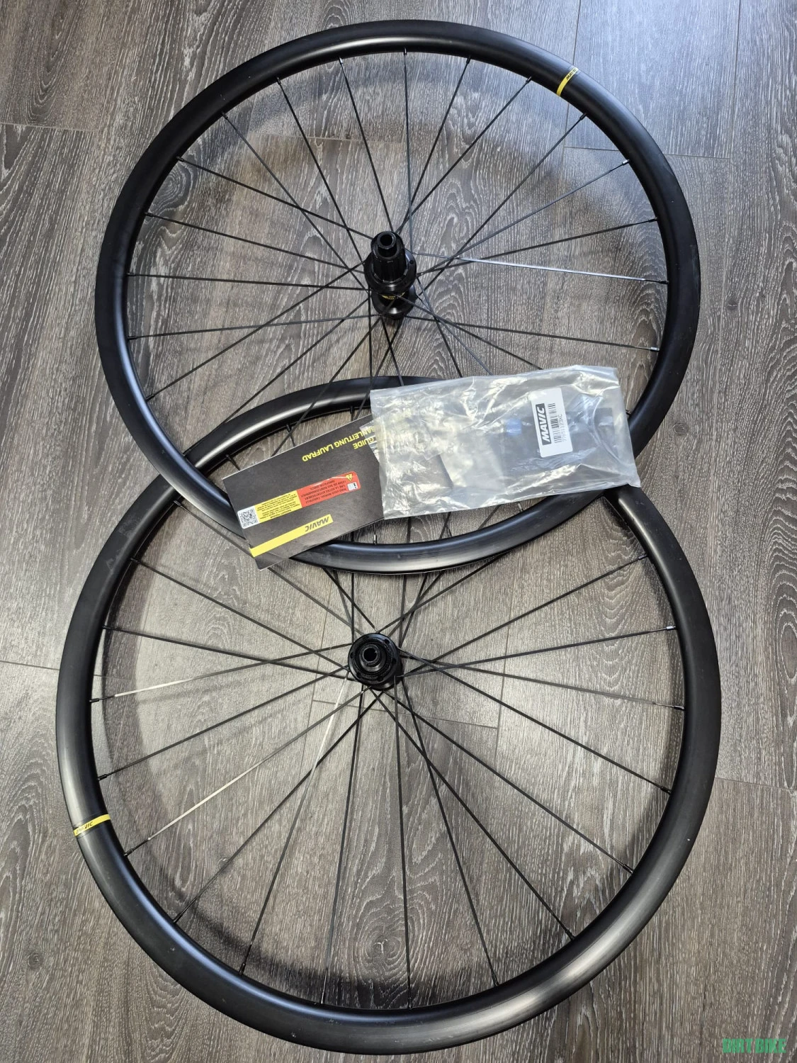 1. Roti Mavic Ksyrium 30 Disc