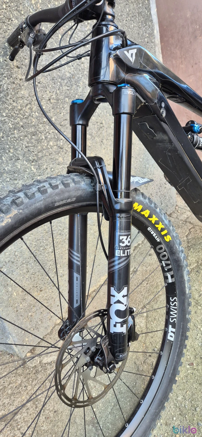 7. Yt Industries Decoy Pro 29