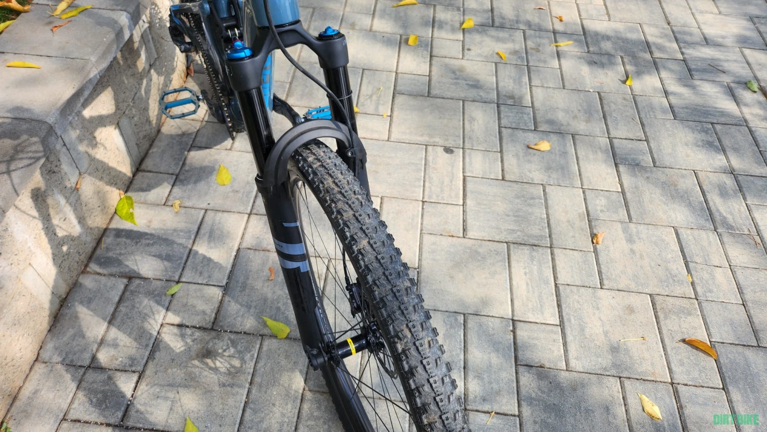 5. Bicicleta Pivot Mach 4 SL Carbon Marimea Medium