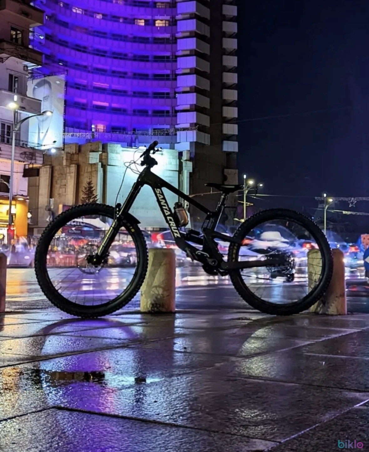 3. MTB Enduro Santa Cruz Nomad 6 Carbon 2023 Full Suspension