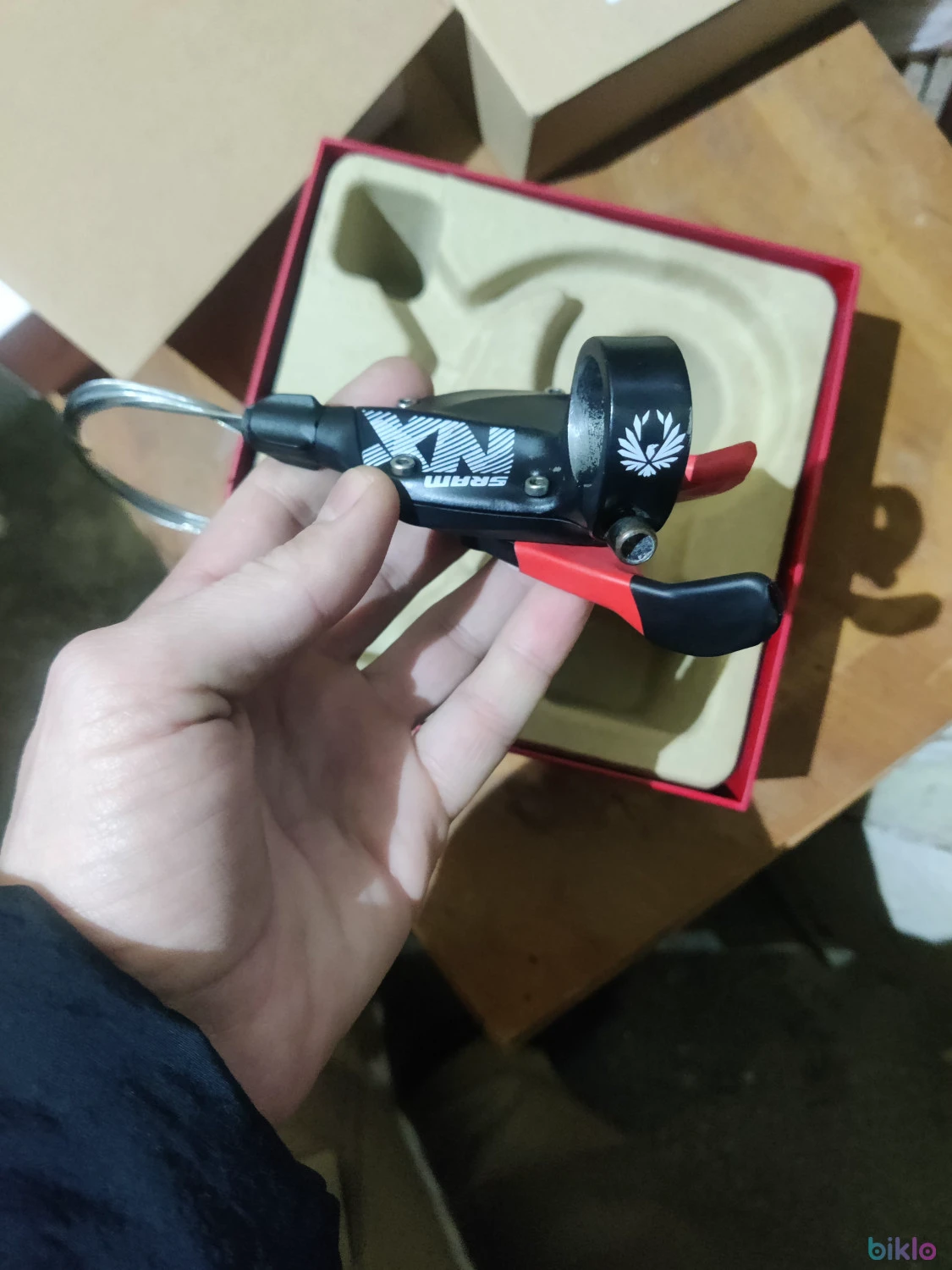 1. Maneta schimator sram nx 12v noua