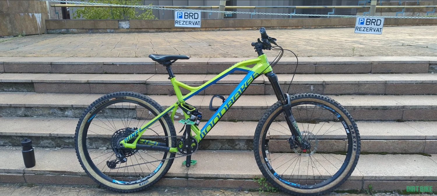 1. Mondraker Dune R 2016