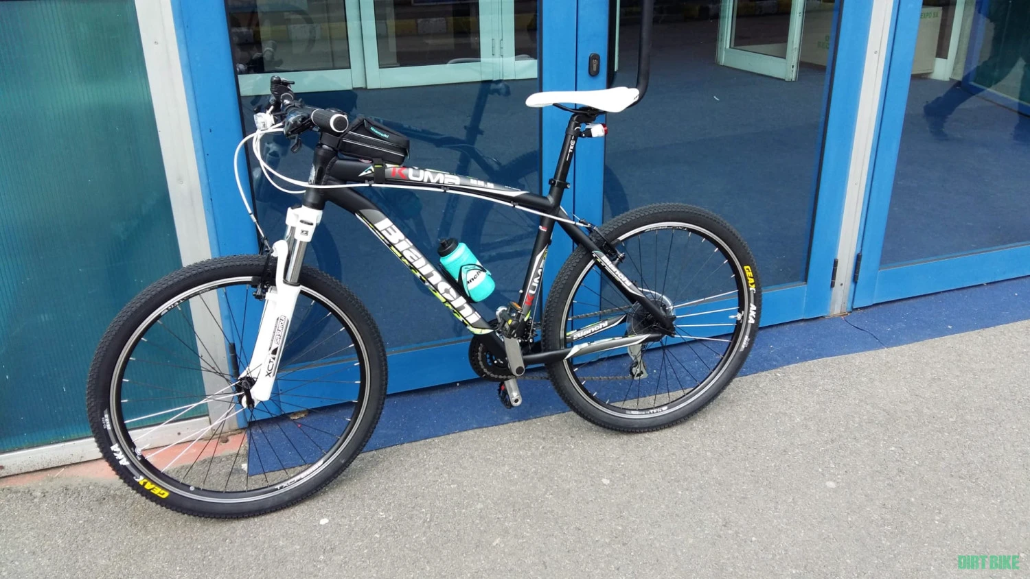 2. Vand bicicleta MTB Bianchi