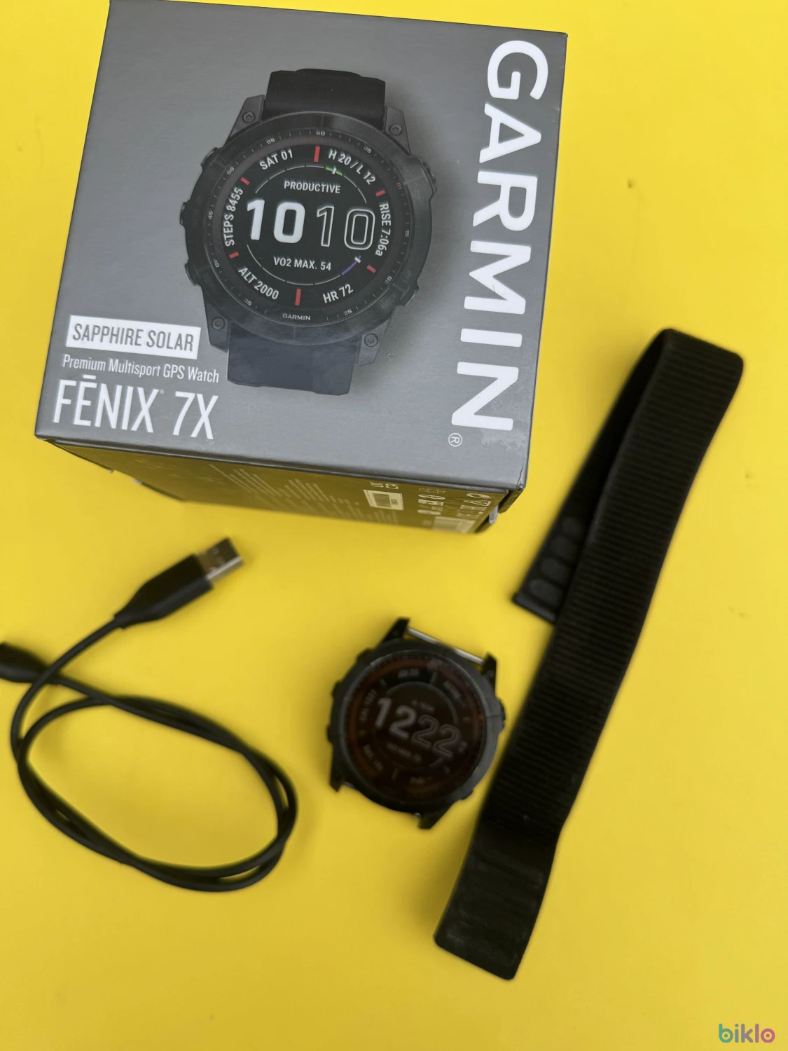 1. Garmin Fenix 7X Sapphire Solar GPS