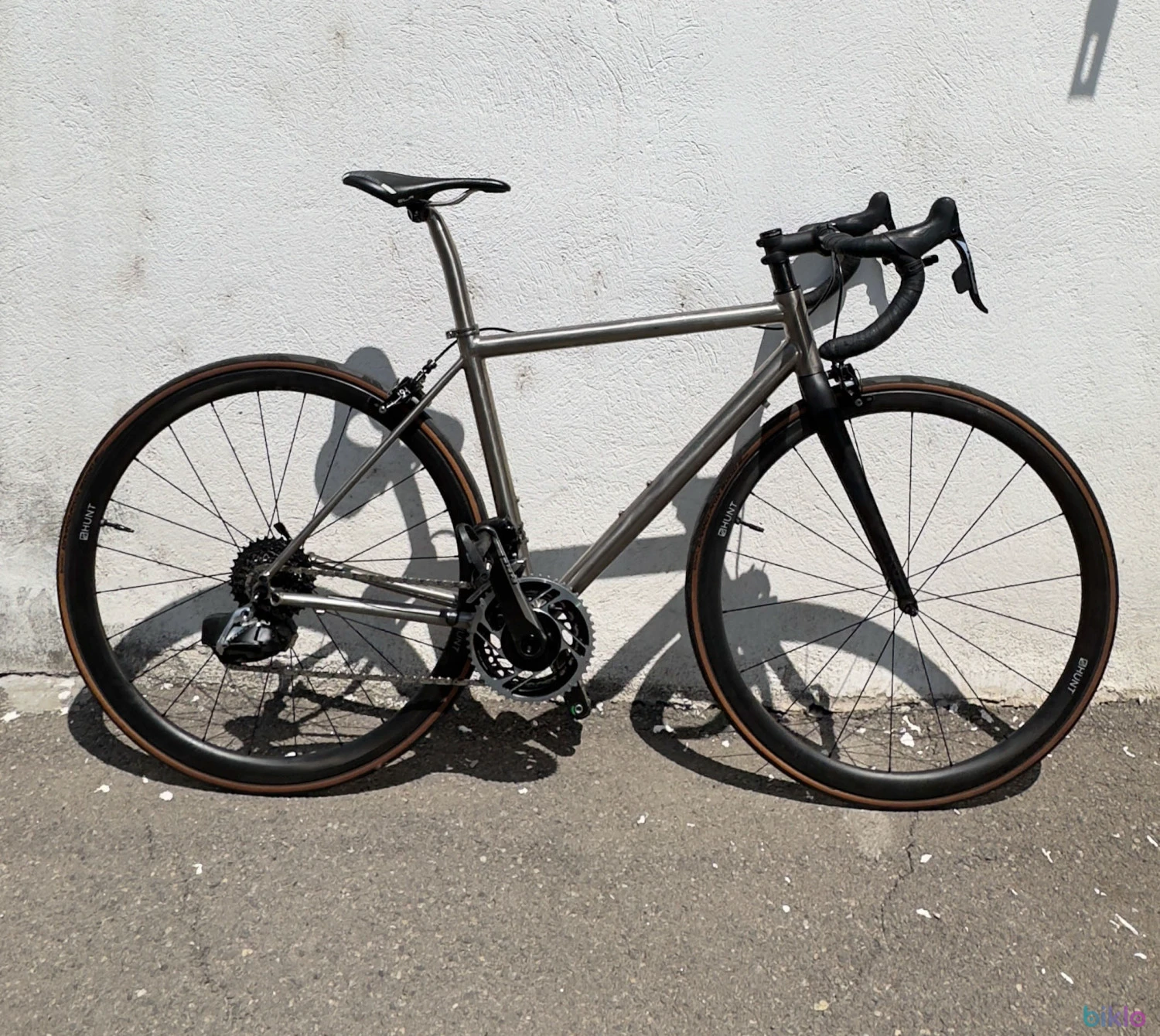 1. Bicicleta titan - Van Nicholas