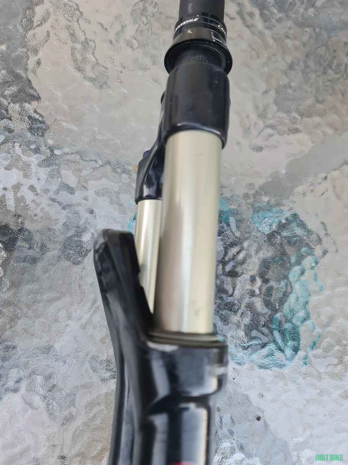3. RockShox RECON gold tk 29" bust 20