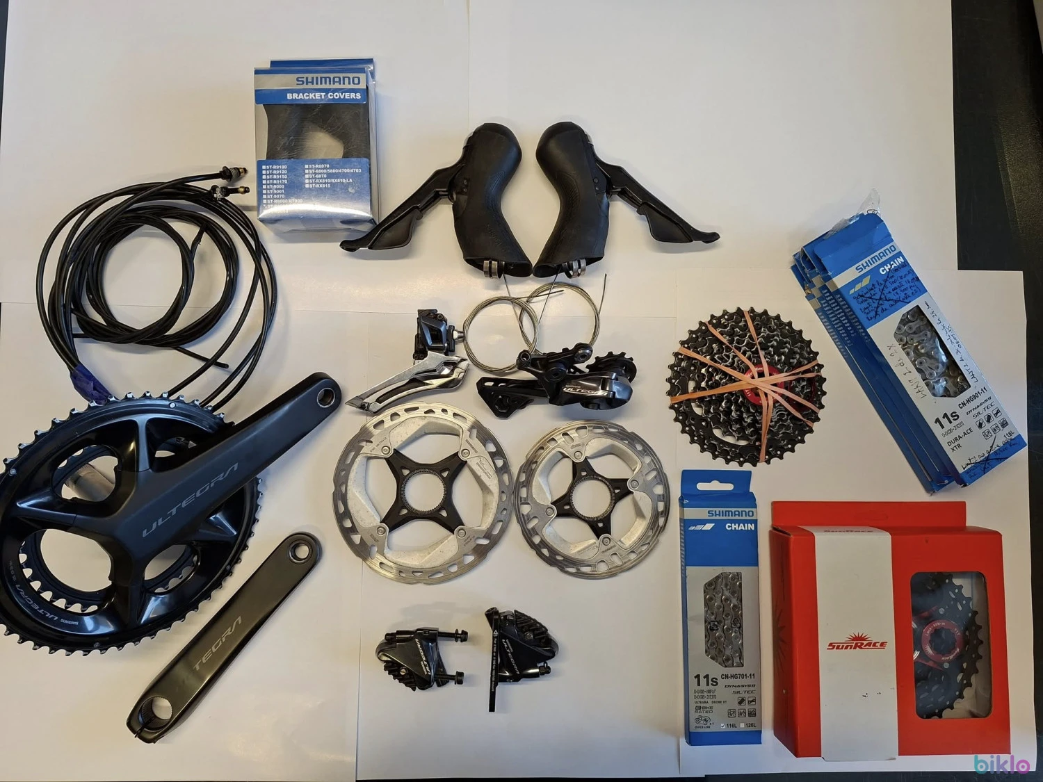 1. Se vinde Groupset Ultegra R8000, 2 x 11v