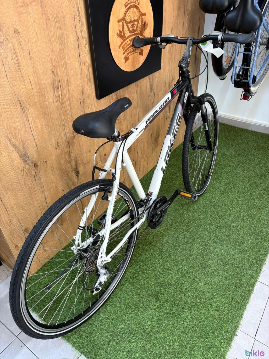 3. Bicicleta LAKES 28inch marime M