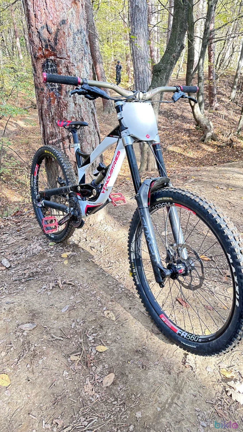 1. Yt Industries Tues Ltd 2.0 2014 Limited Edition