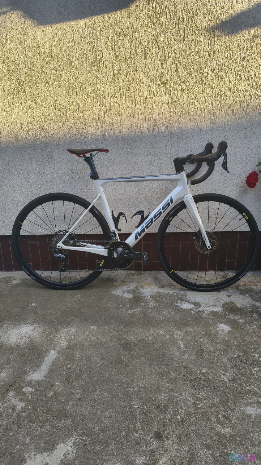 1. Cursiera carbon Massi Arrow 2