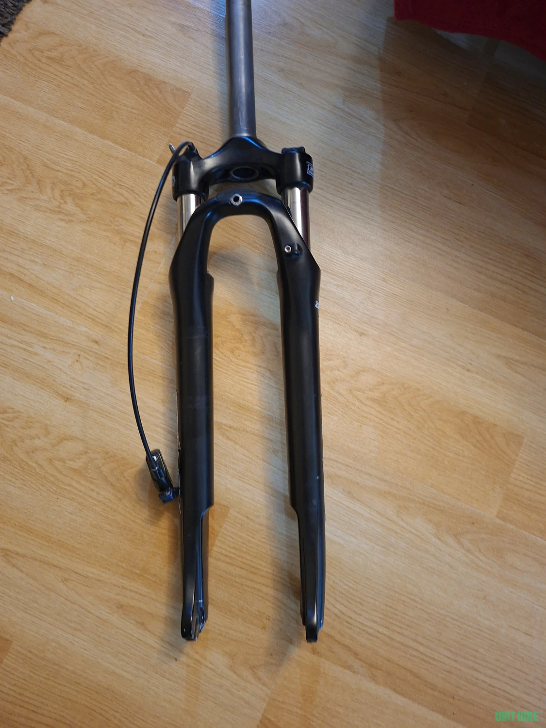 3. Furca SR Suntour NEX 28 inch