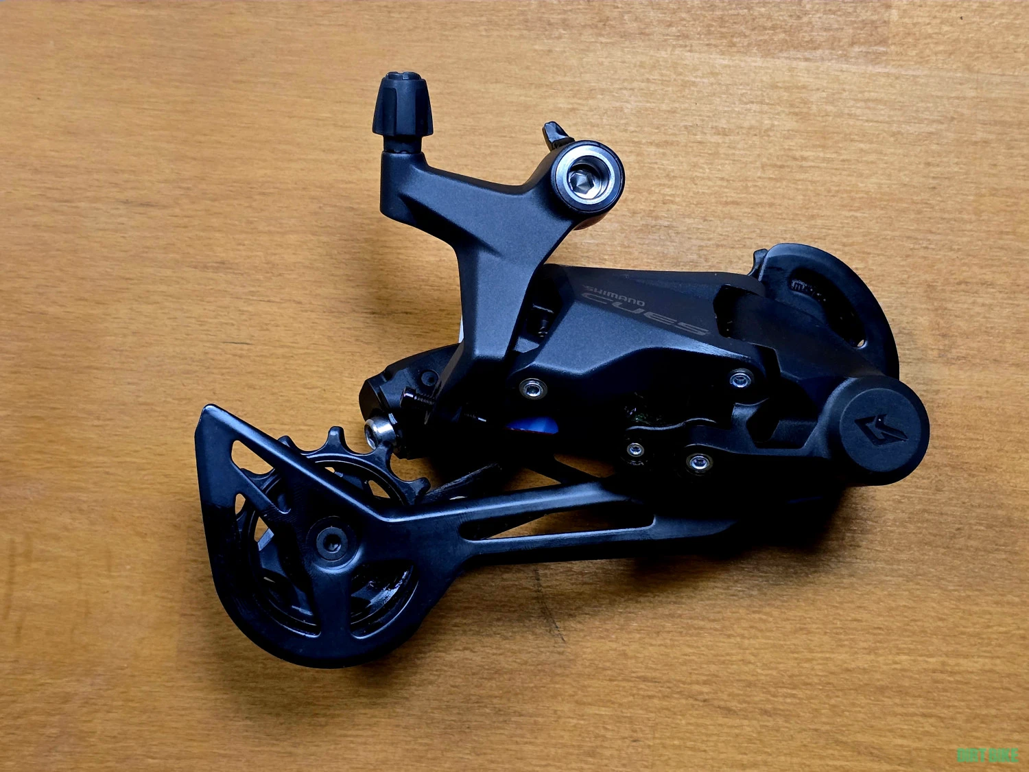 1. Schimbator pinioane Shimano Cues RD-U6020 11 vit