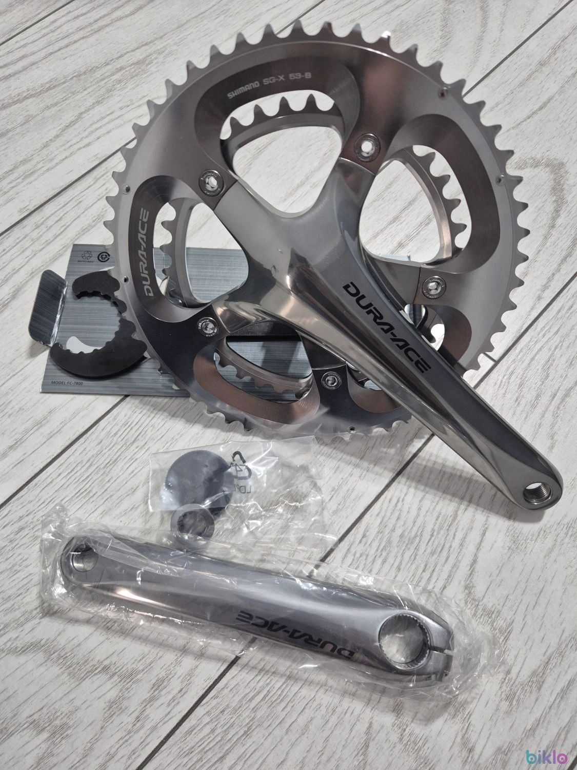 1. Angrenaj Shimano Dura Ace FC-7800 39x53t 175mm