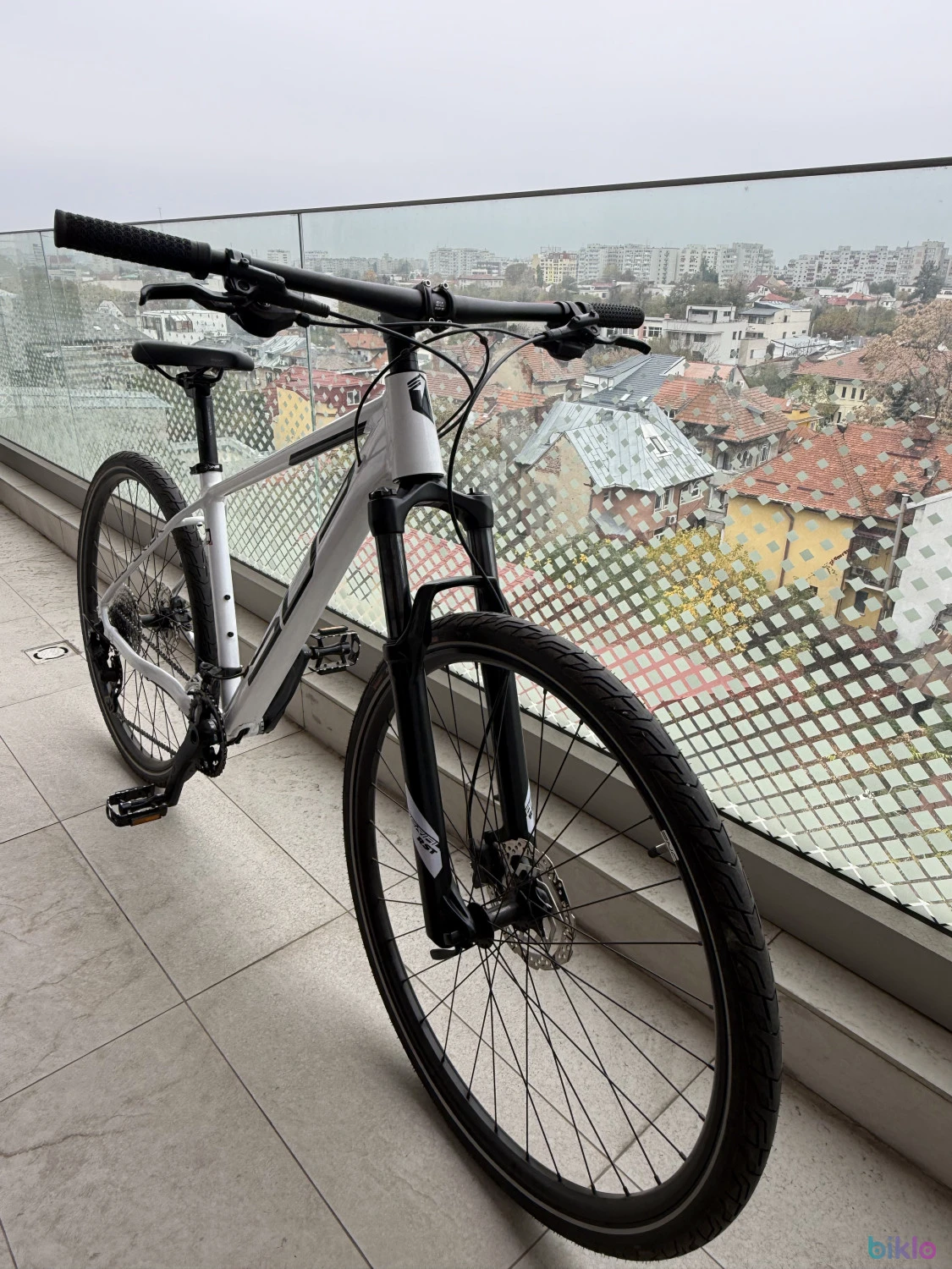 3. Bicicleta Superior XC 879, marimea M