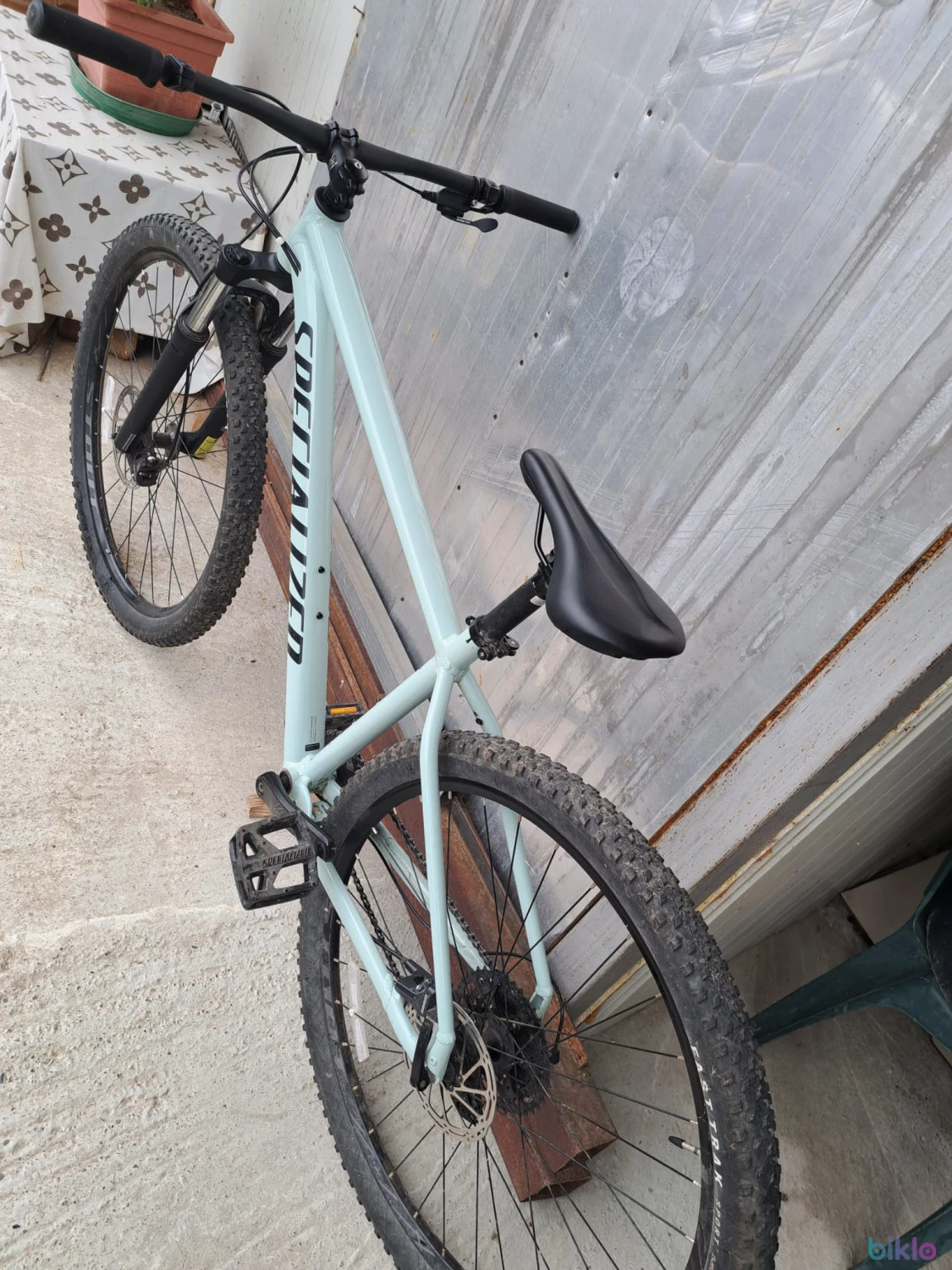 1. Specialized Rockhopper comp 2022