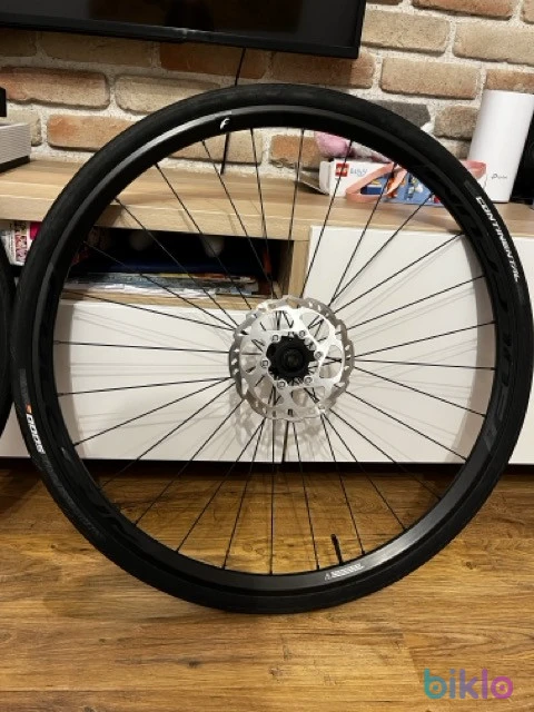 7. Roti Fulcrum Racing 900 DB