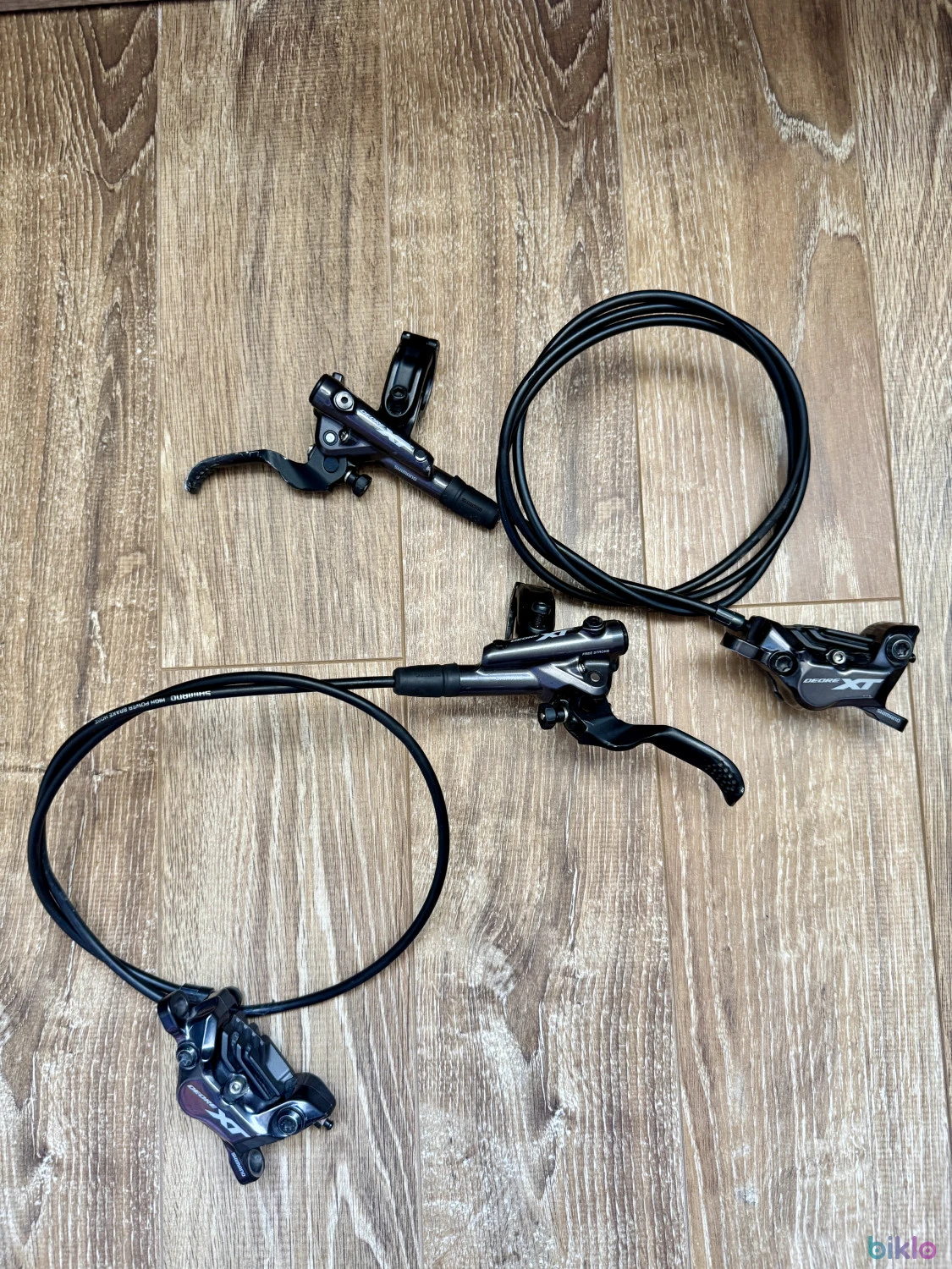 3. Set frane hidraulice Shimano Deore XT -BL-M8100 + BR-M8120 + Placute de frana N03A rasina