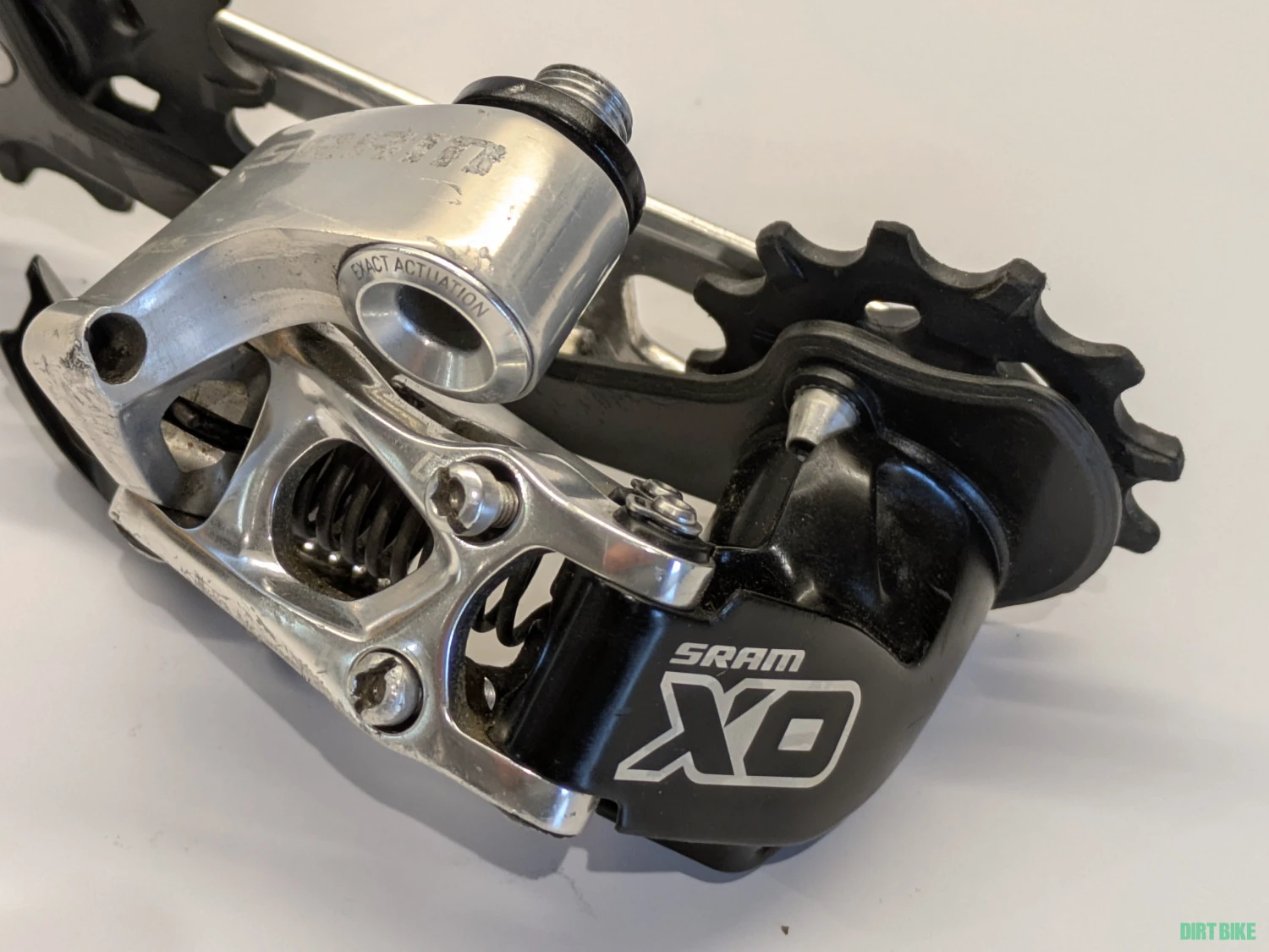 1. Schimbator Spate Sram X0 10v
