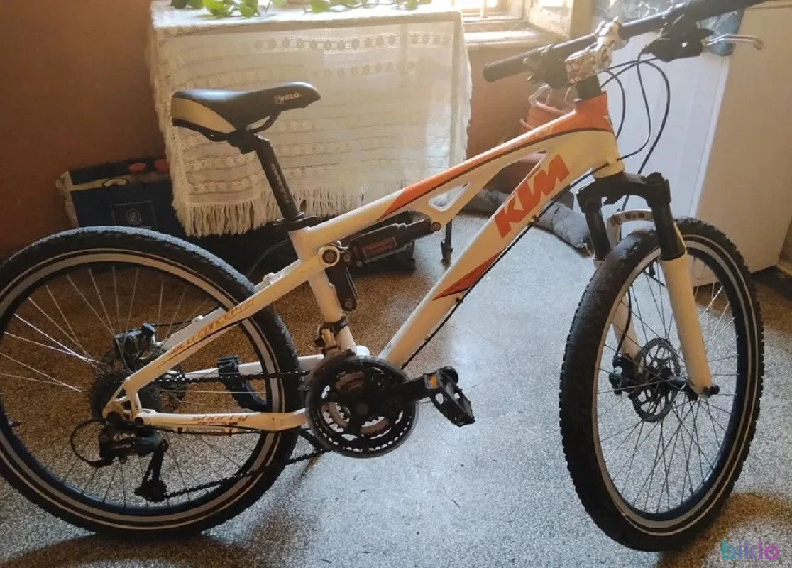 1. Bike KTM full-suspension 24" custom upgrade