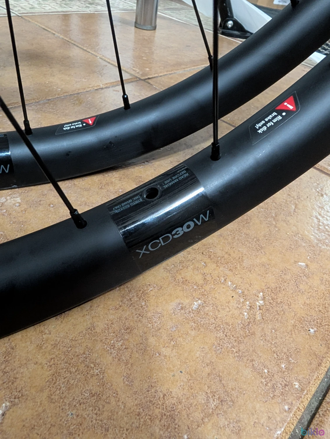 1. Set nou roti boost carbon , 29, xc-trail