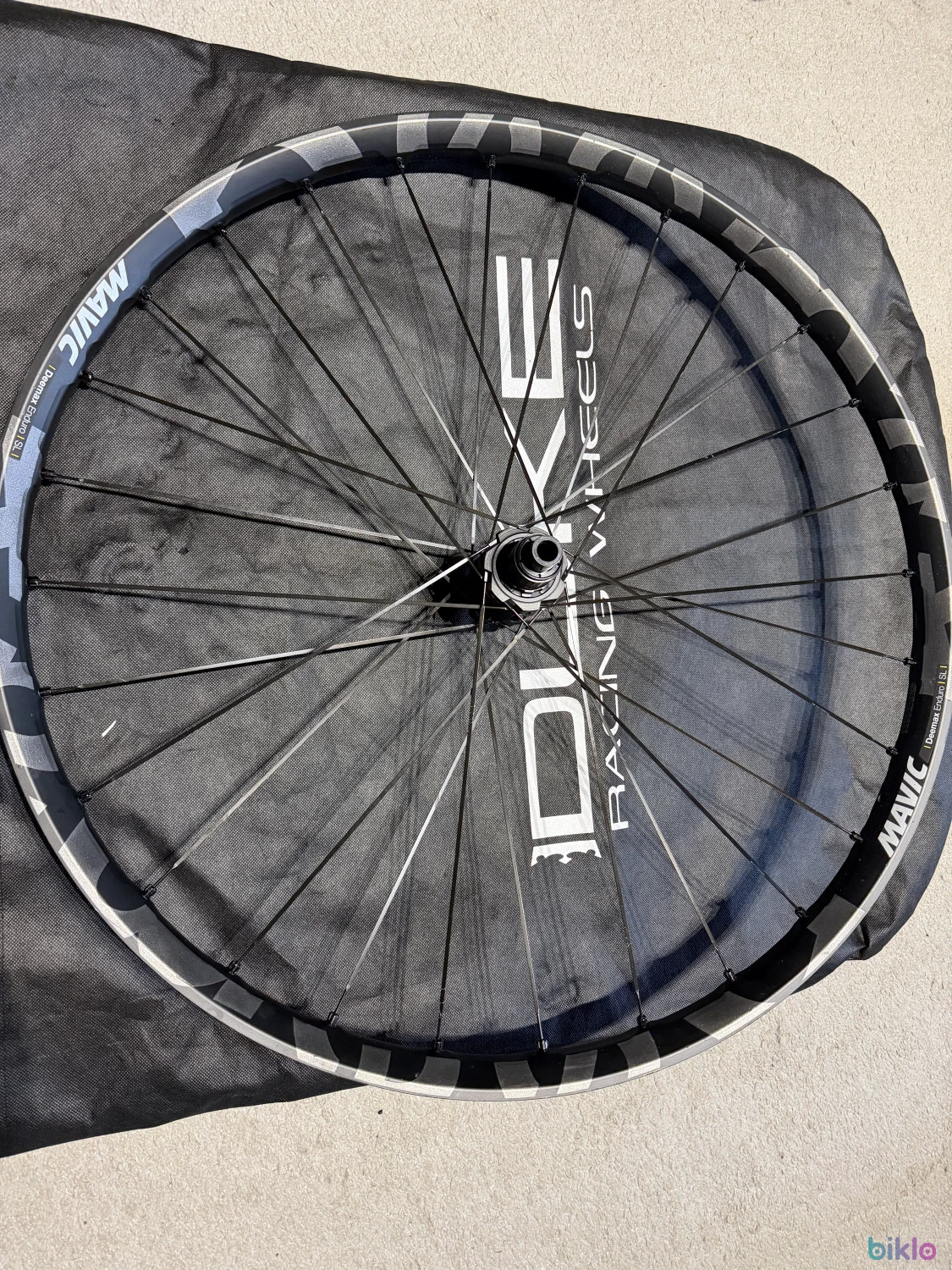 1. Roata spate Mavic Deemax Enduro SL 29