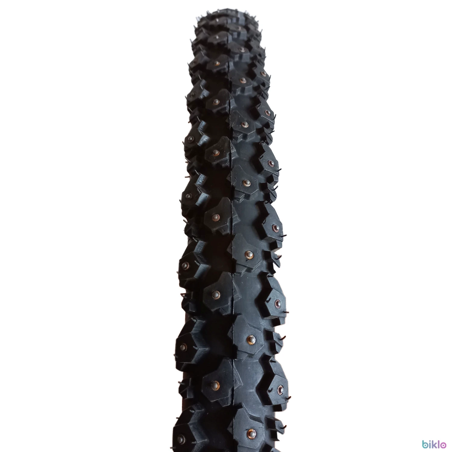 3. 2 bucăți de anvelopă cauciuc cu 240 cuie ținte Nokian 26x1.90 47-559
