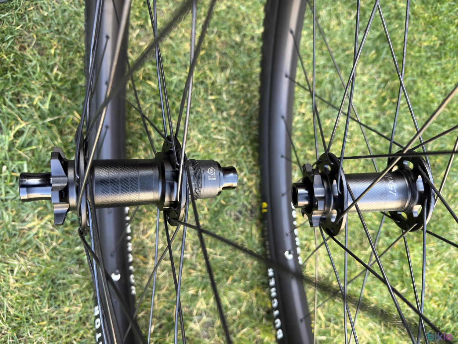 8. Set roti Specialized 29 si 27,5+cauciucuri