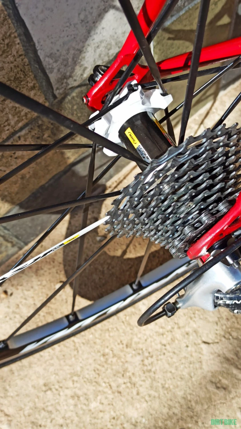 8. Bicicleta Colnago